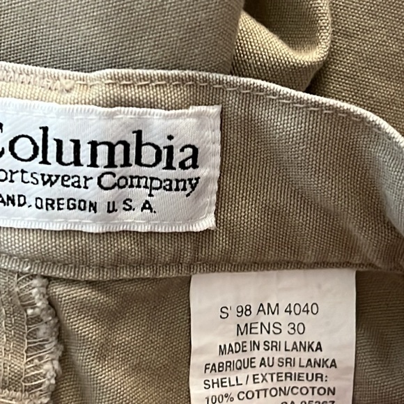 Columbia 100% Cotton Khaki Shorts - Picture 4 of 5